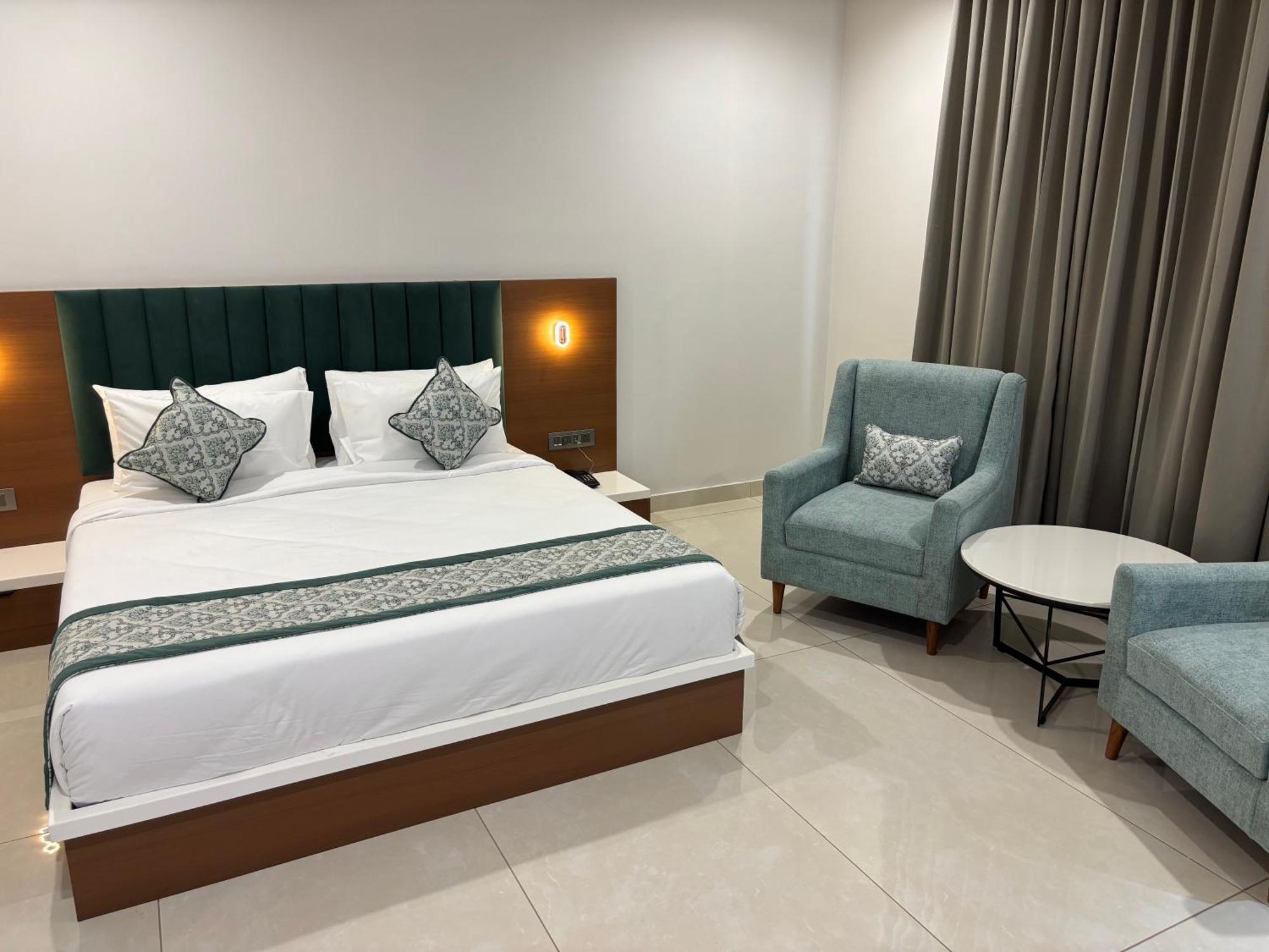 Hotel The Crown Inn Jhunjhunu 外观 照片