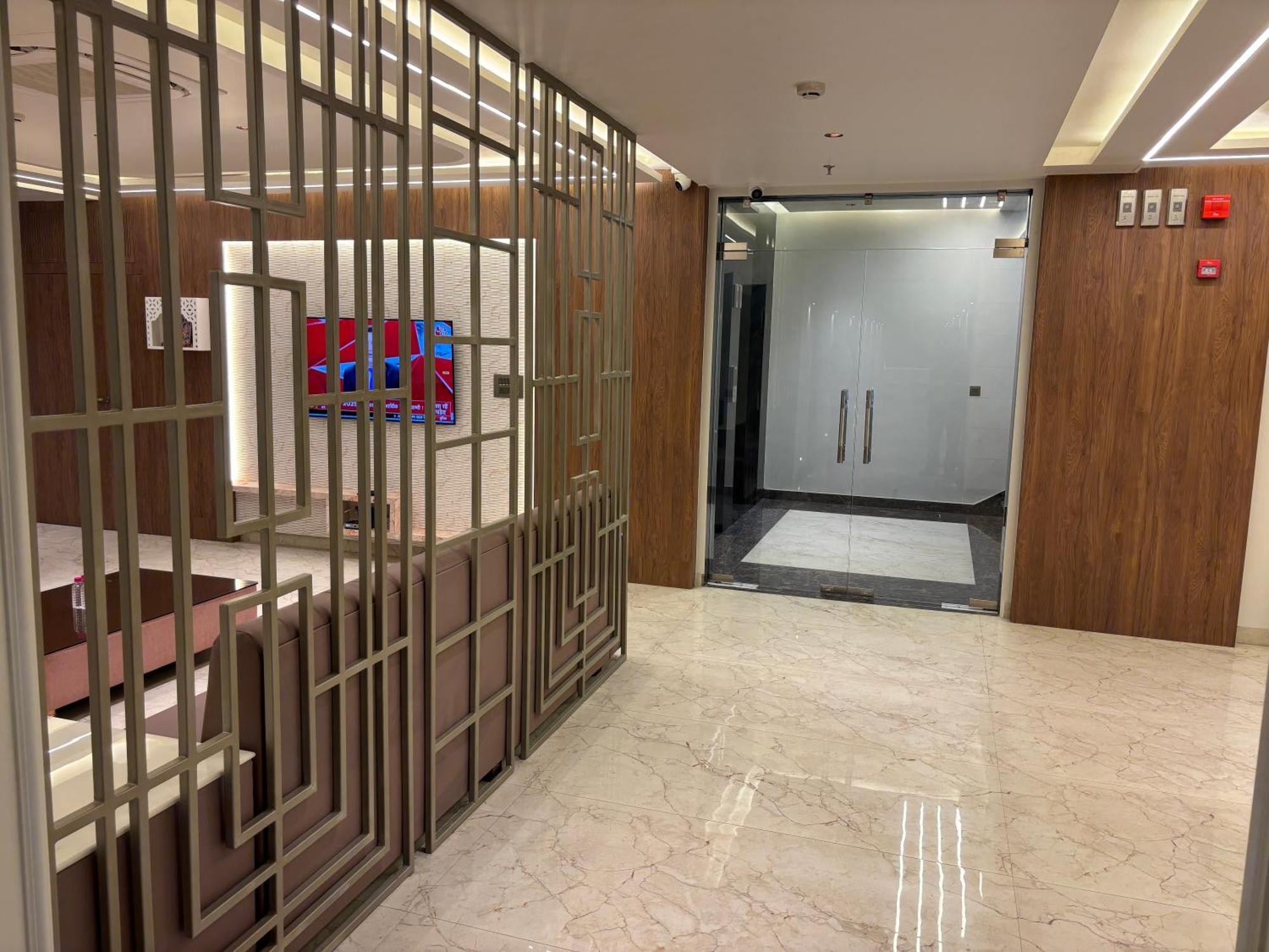 Hotel The Crown Inn Jhunjhunu 外观 照片