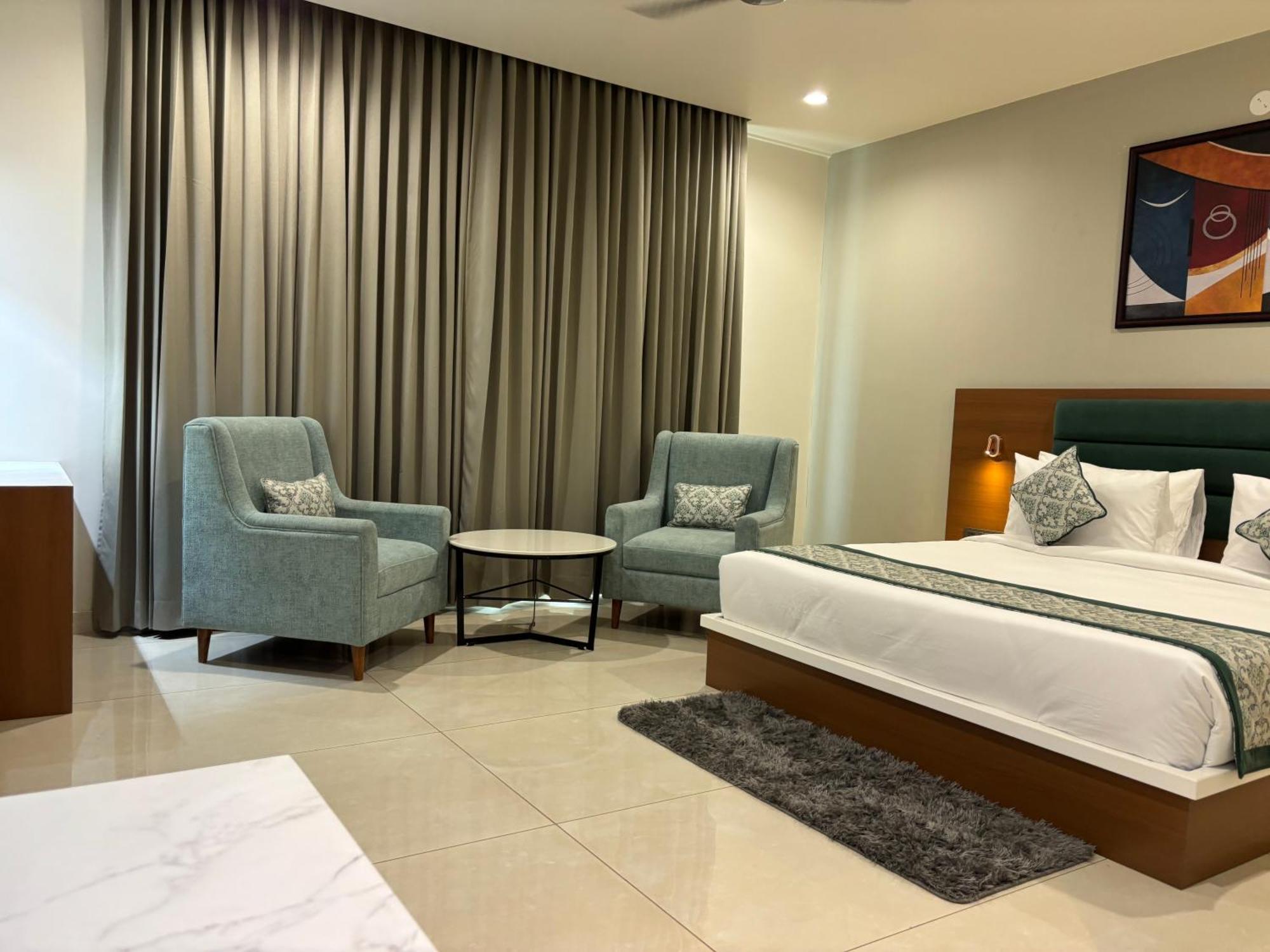 Hotel The Crown Inn Jhunjhunu 外观 照片