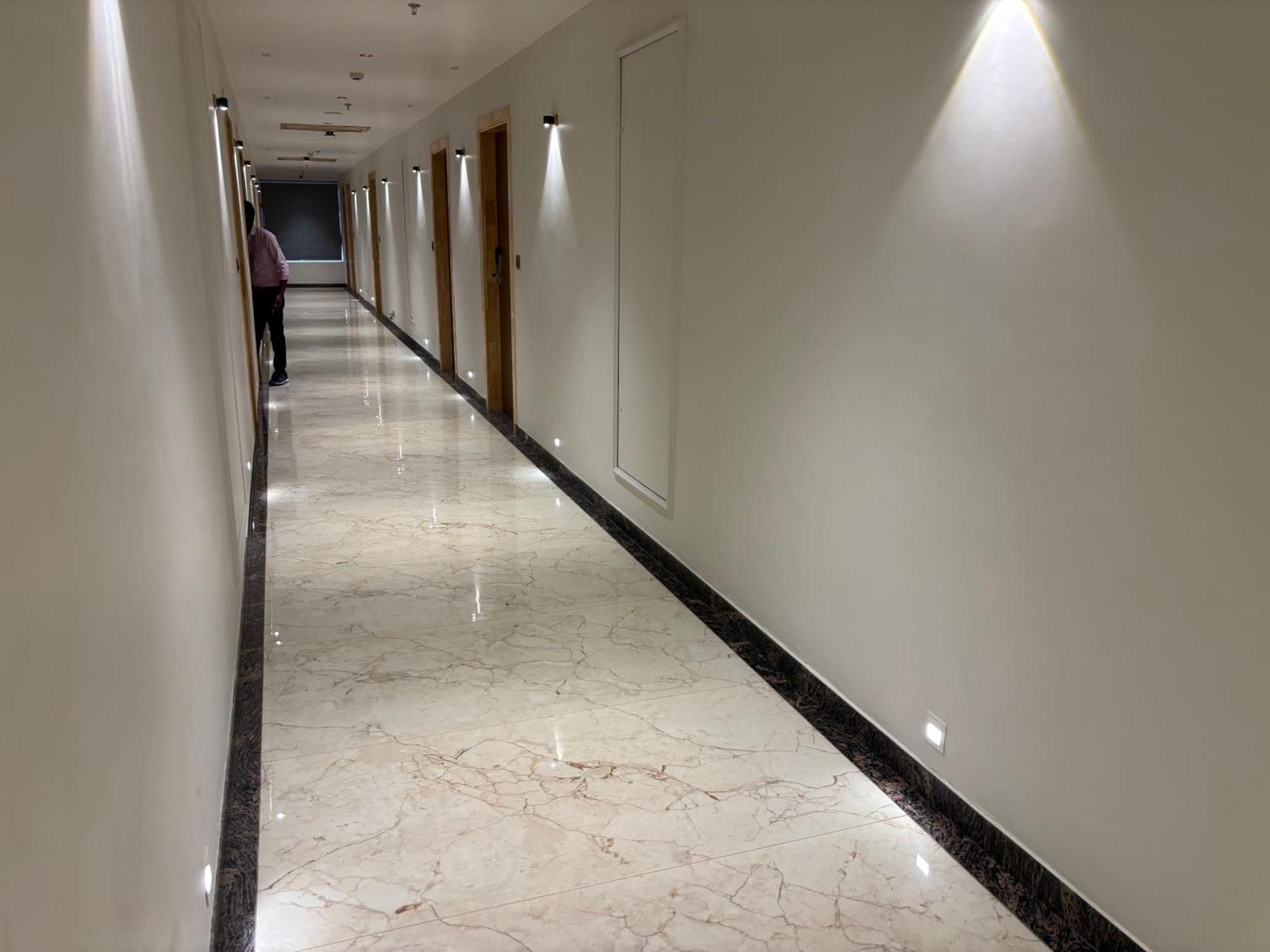 Hotel The Crown Inn Jhunjhunu 外观 照片