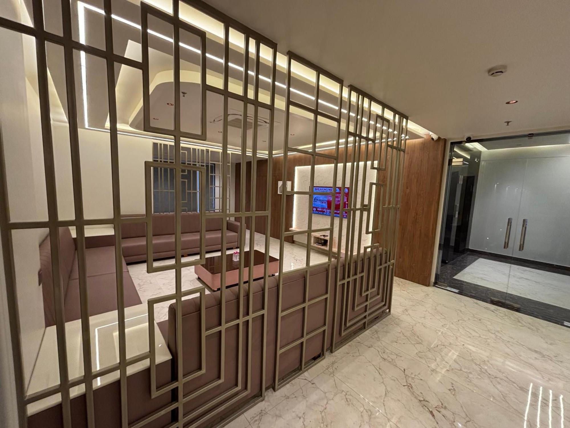 Hotel The Crown Inn Jhunjhunu 外观 照片