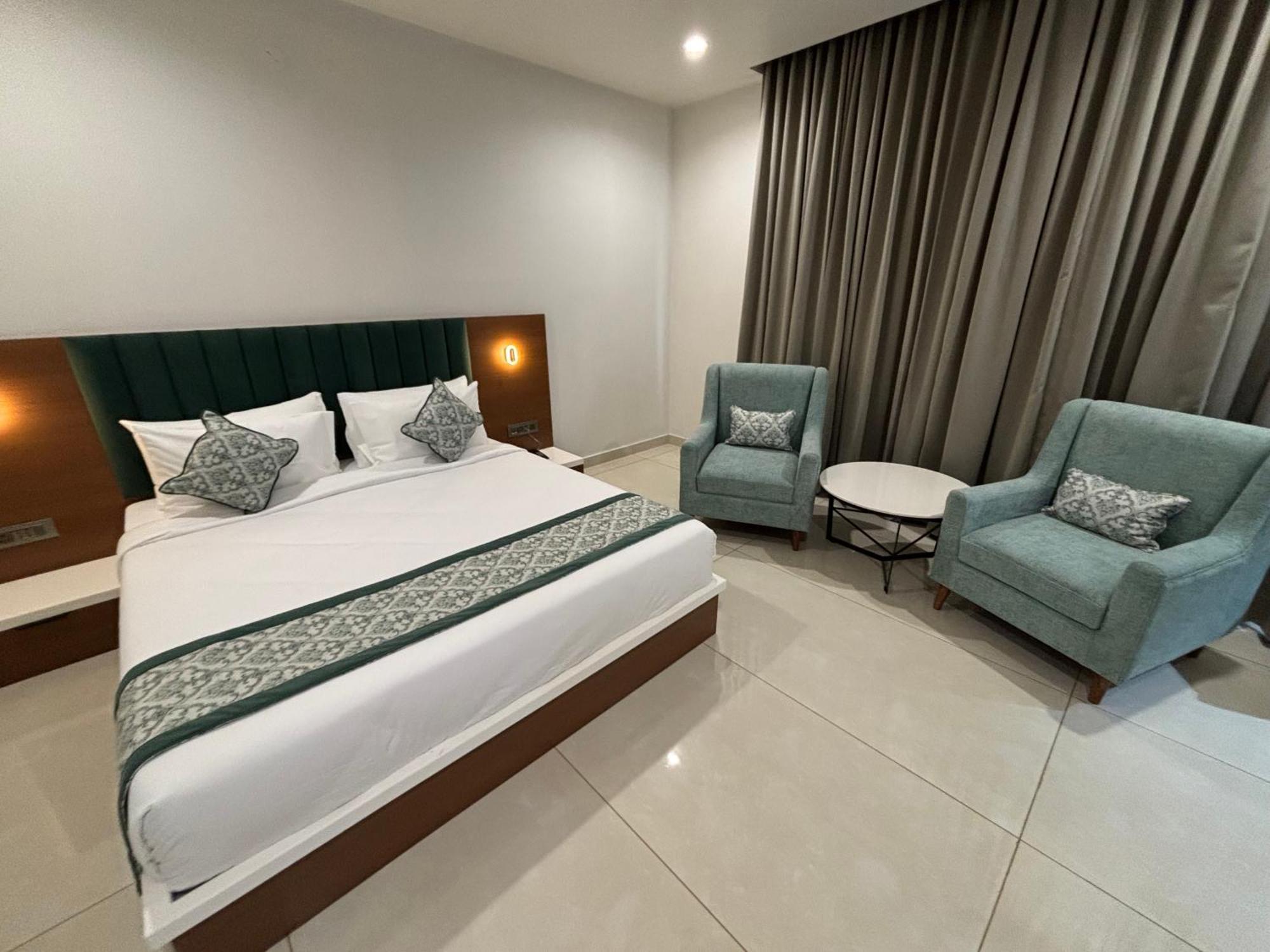 Hotel The Crown Inn Jhunjhunu 外观 照片